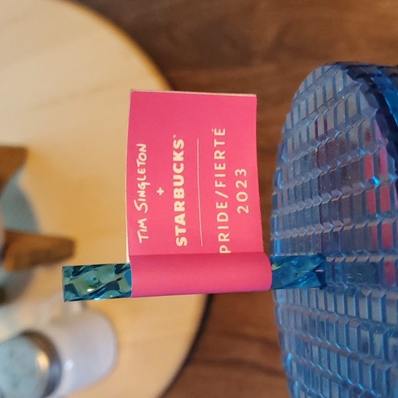 Starbucks cup 2023 pride - Picture 2 of 3